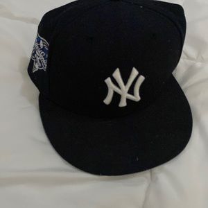 NY Yankees hat